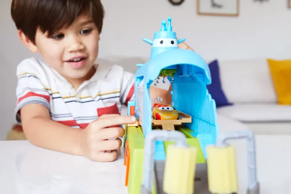 Best Sale Disney Pixar Auto Sottomarino Playset Per Lavaggio, Con Macchinina Saetta Mcqueen Che Cambia Colore Con L'Acqua; Giocattolo Per Bambini 4+ Anni Garage E Circuiti