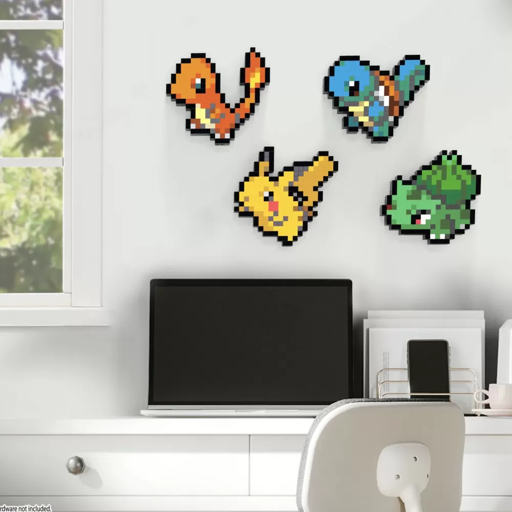 Fashion Mega Pokemon Showcase Charmander, Set In Stile Retro Pixelato Da Costruire Con 349 Pezzi, Con Base Piana Per Esporlo E Incisione Sul Retro Per Appenderlo Set Costruzioni